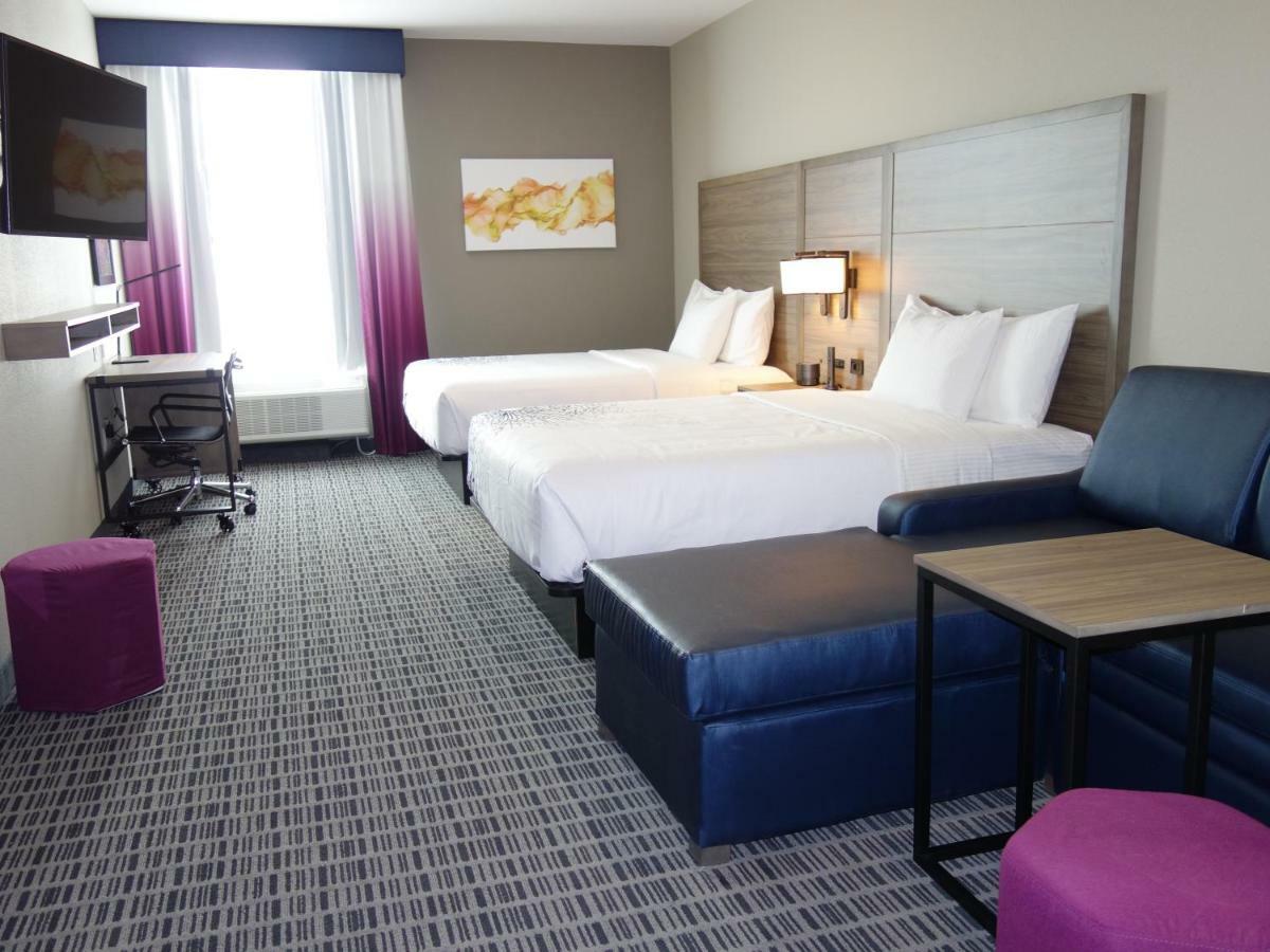La Quinta By Wyndham San Antonio Alamo City Exterior photo